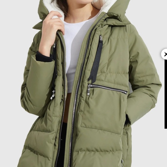 NWT The Viral Orolay Universe Classics Women’s Down Jacket in Olive and Orange - Picture 2 of 12